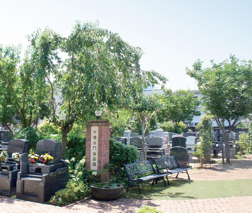 本郷赤門前霊園