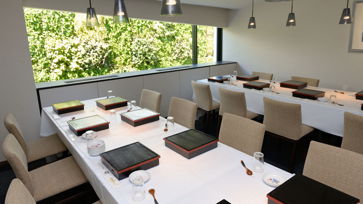 食事室を併設することで、ご法要からご会食まで一貫したサービスをご利用いただけます。