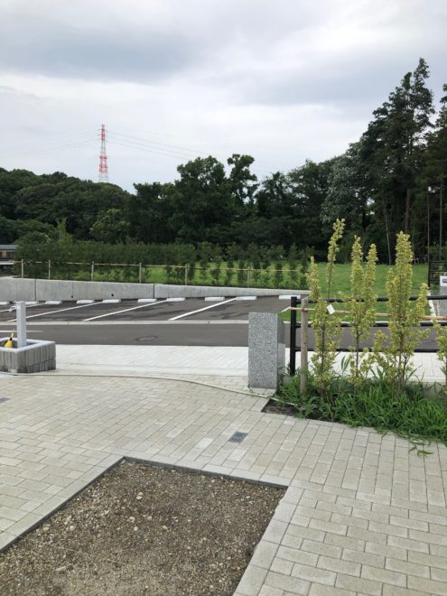 川井聖苑_駐車場2