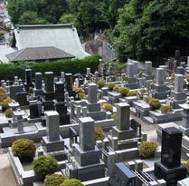 横浜の寺院墓地
